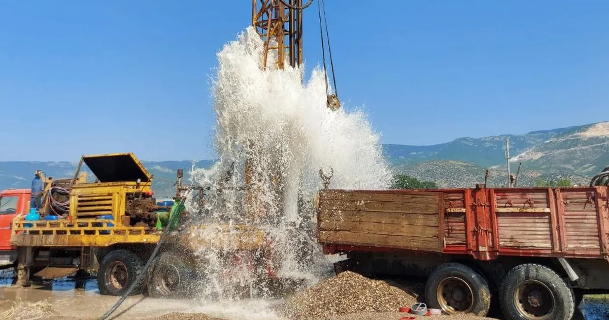 Sakarya Yeşilvadi’de 160 metre derinlikten yeni kaynak