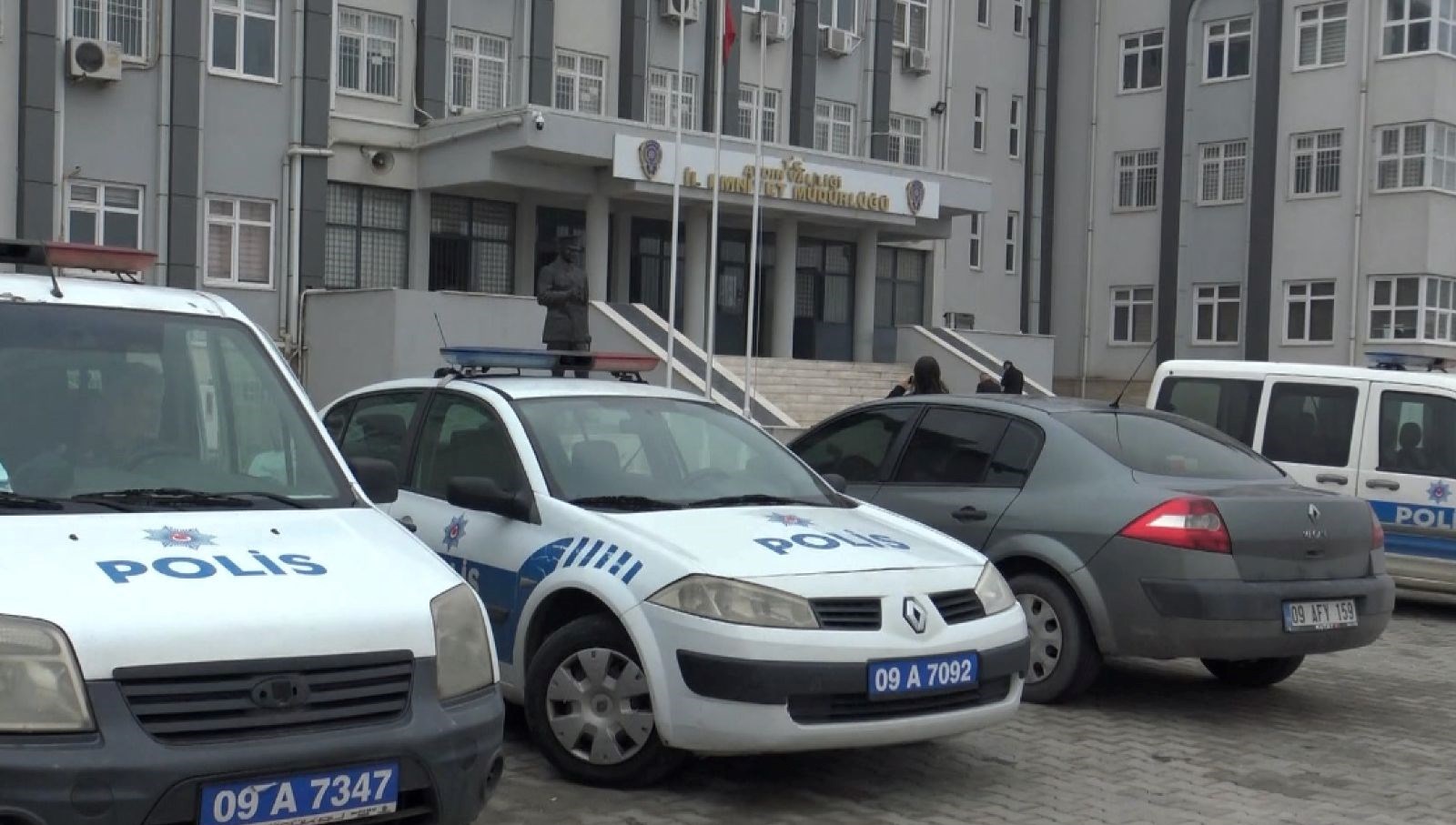 aydinda daese operasyon 10 gozalti NA82TDla