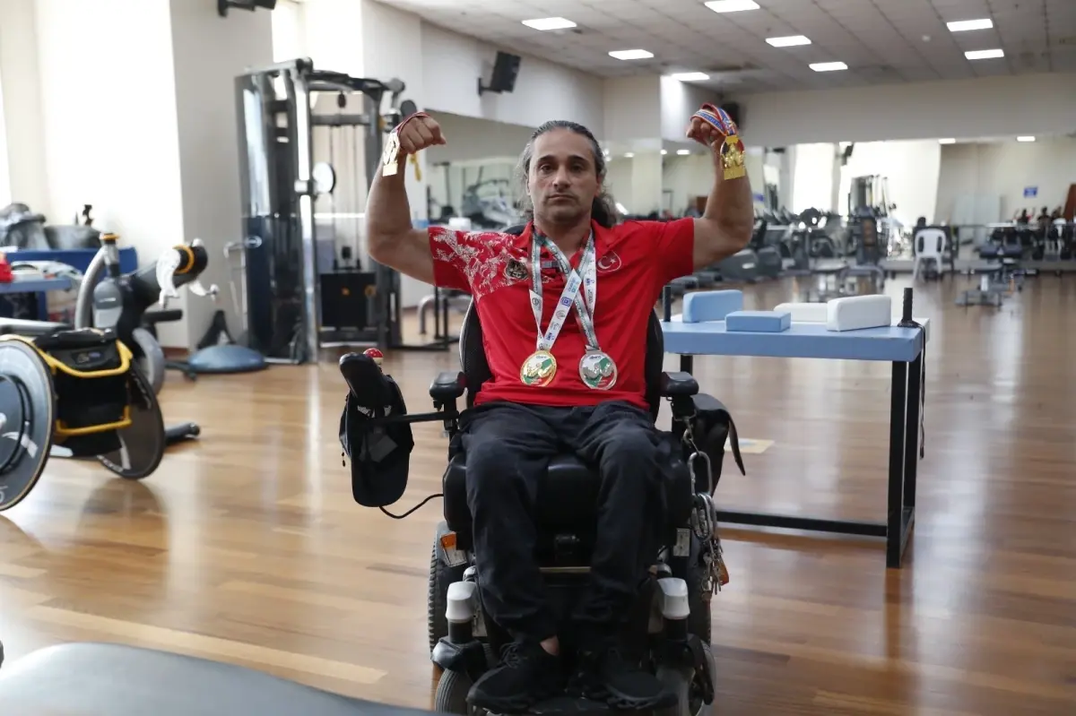 bagcilarli sporcular bilek guresi sampiyonasinda basari elde etti 2pl82ngX