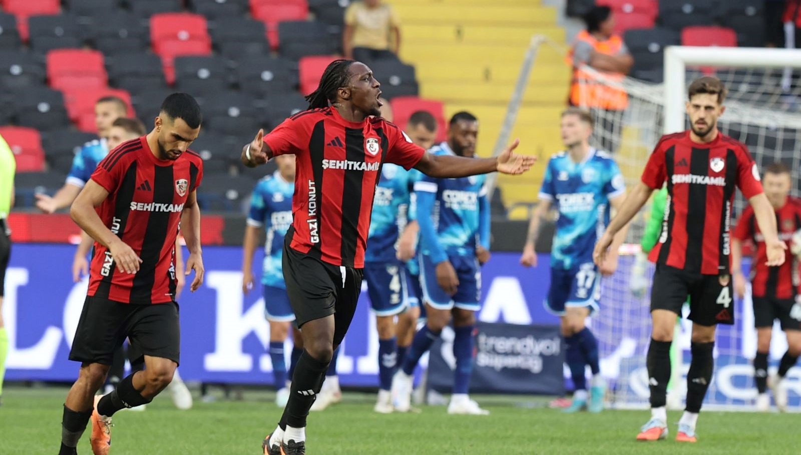 gaziantep fkdan 5 maclik seri 1aFjNNPc