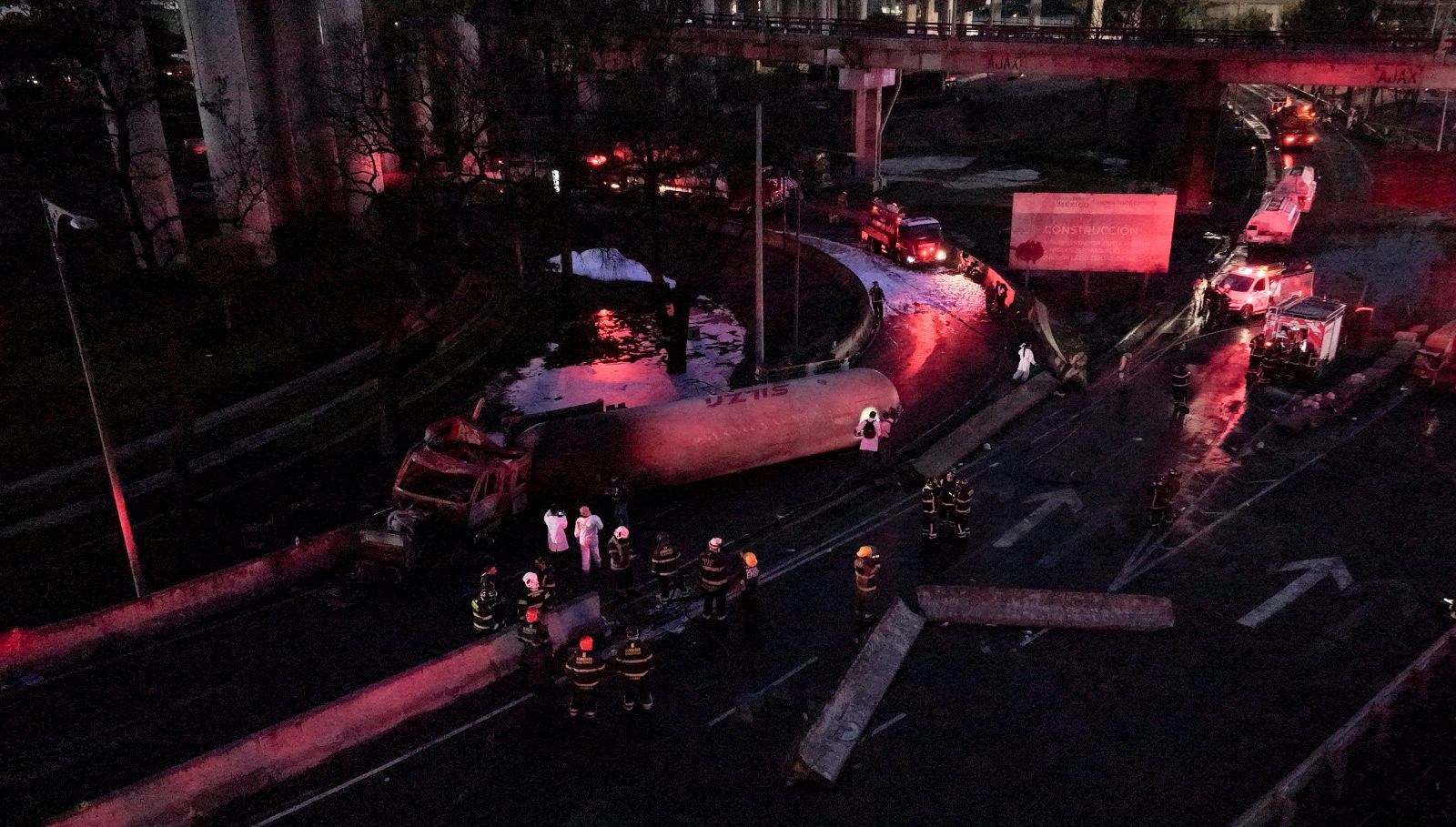 meksikada lgp tankeri patladi dort kisi oldu 90 yarali ZmpZse6N