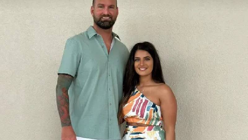 15 yil once evden kacan genc kiz yillar sonra onu arayan polisle nisanlandi qclbESsL