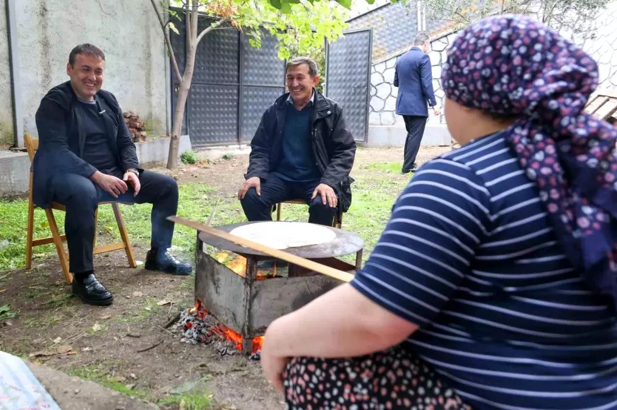 bilecik valisi faik oktay sozer kuplu koyunde vatandaslarla bulustu 57kCbmws.jpg