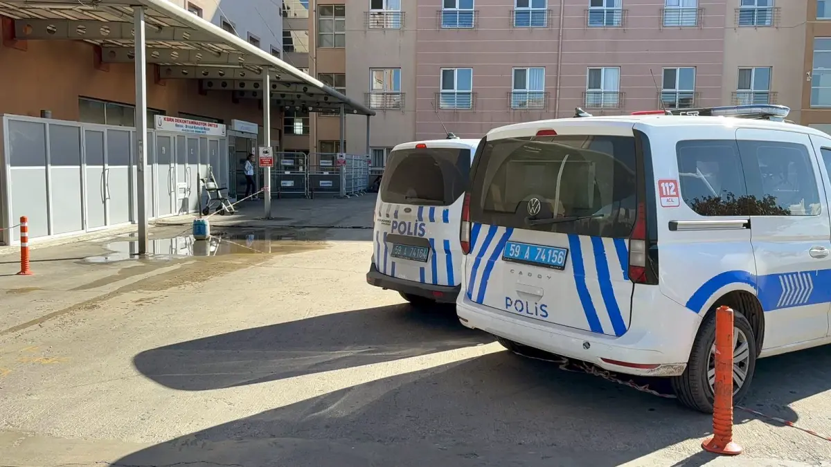 cenaze evinde silahli kavga 2 olum rVznjIws