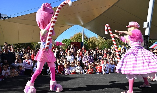 cumhuriyetin cocuklari bayram coskusunu doyasiya yasadi 14LCtUIj.jpg