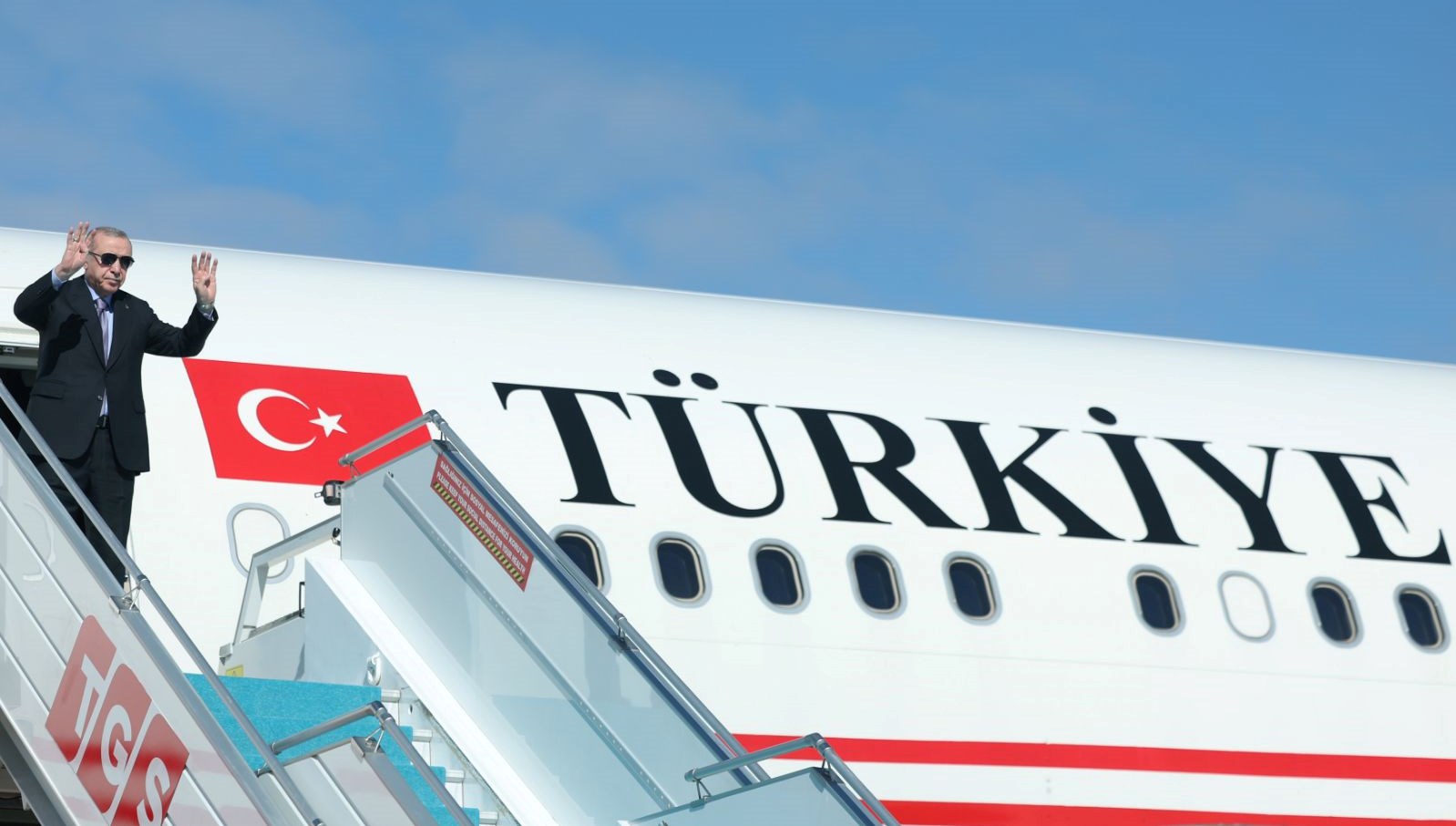 misirda gazze zirvesi cumhurbaskani erdoganin ucagi pisti pas gecti sonra indi lVxmcBaq.jpg