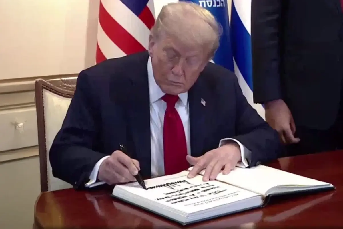 trump israil meclisinde deftere bu yeni bir baslangic notunu dustu ZwAPNDzH.jpg