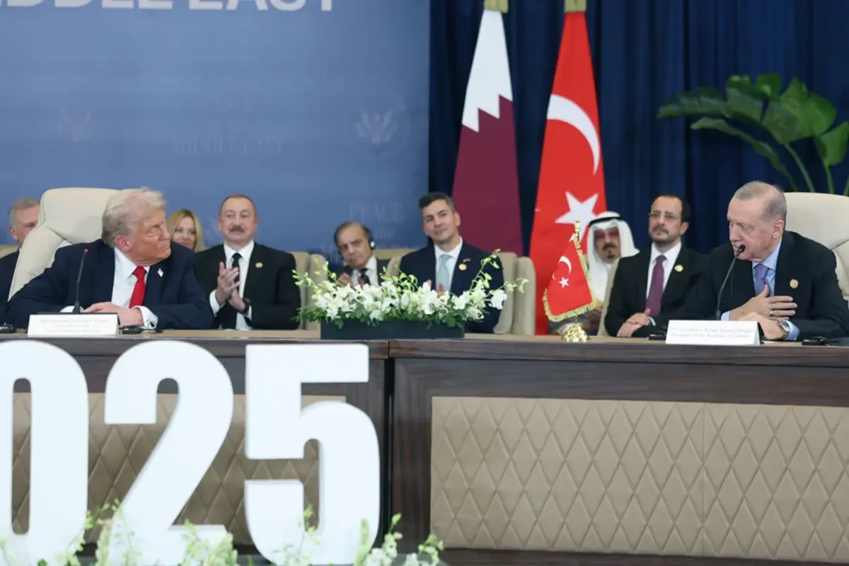 trumpin erdogan ovgusunu iki lider alkislamadi o anlar kamerada T9ZyanLI.jpg