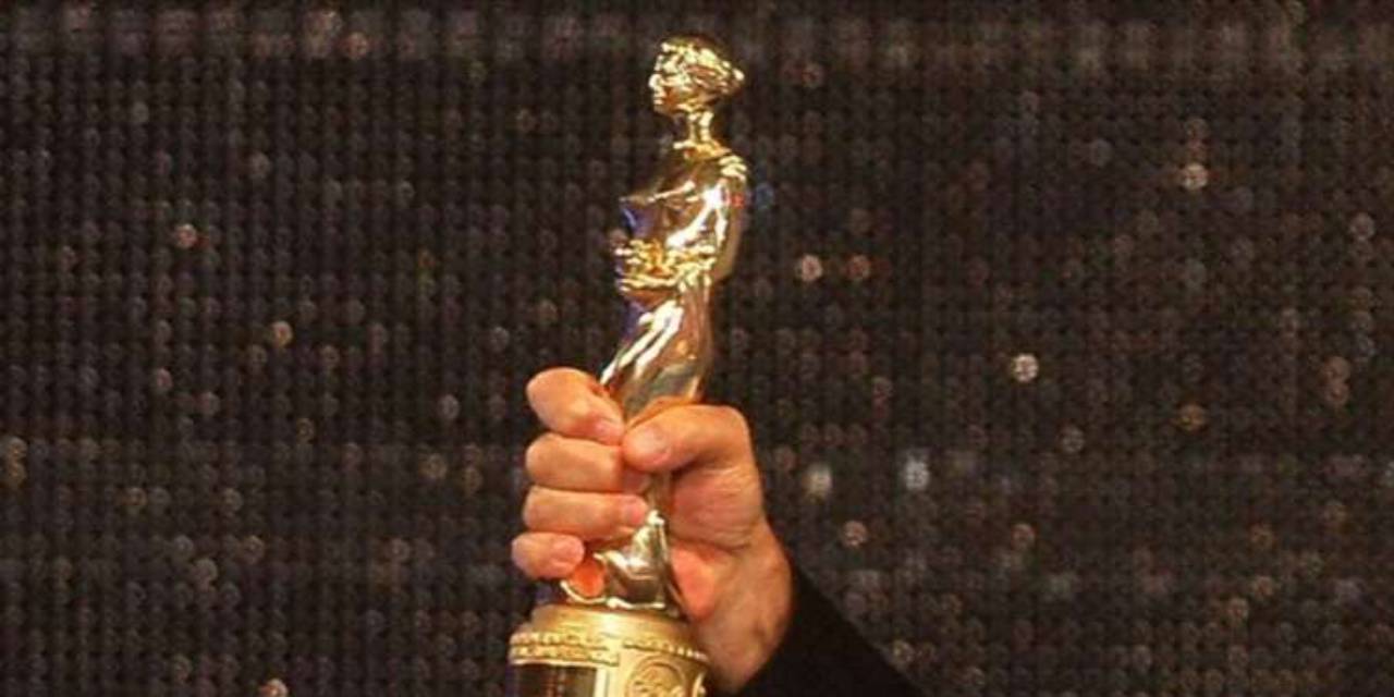 altin portakalda tam 7 odul aldi bir odul alacagimi dahi dusunmemistim UmpZW4VZ.jpg