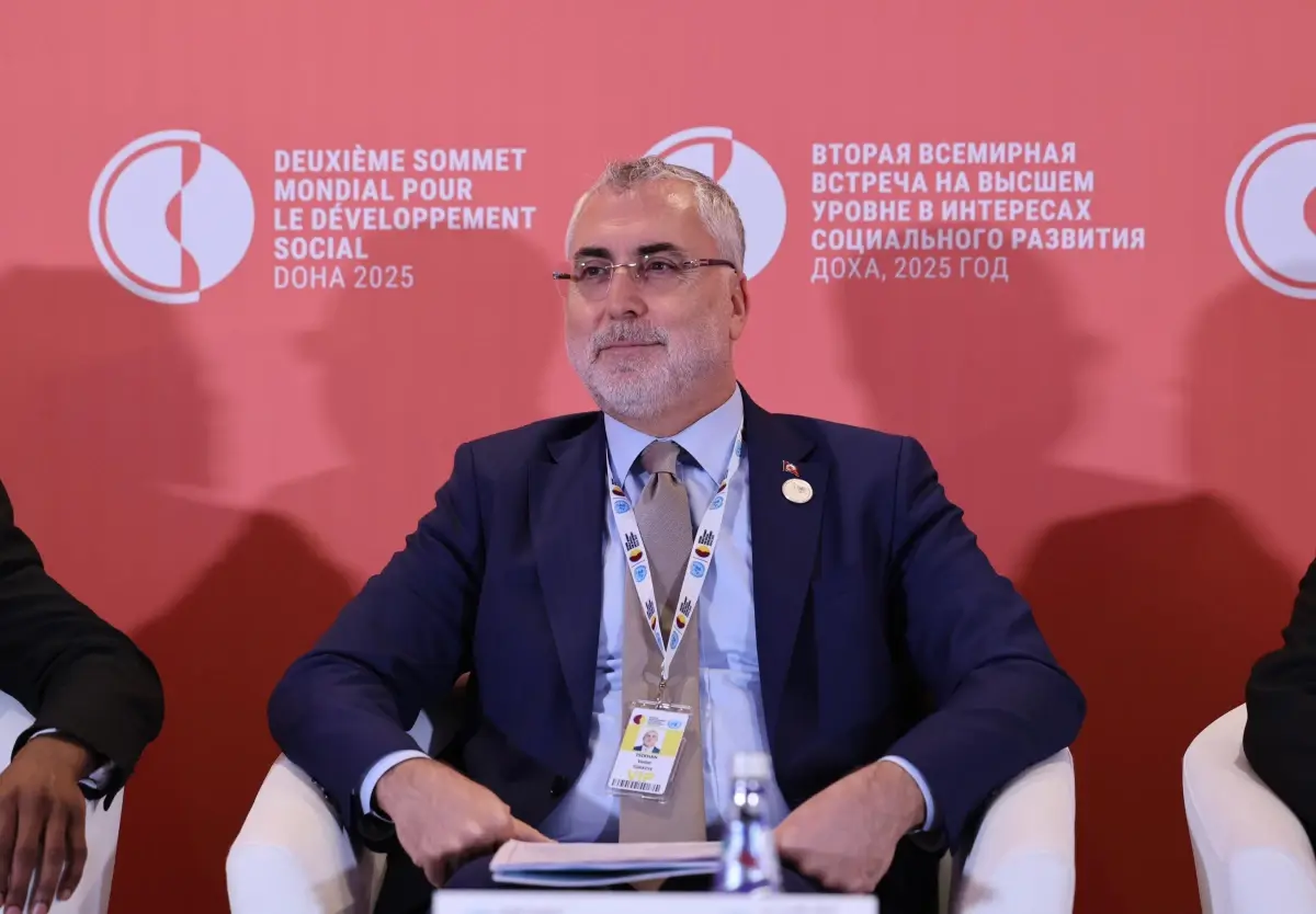 bakan isikhan kuresel sosyal adalet koalisyonu forumuna katildi 2DueAqV7.jpg