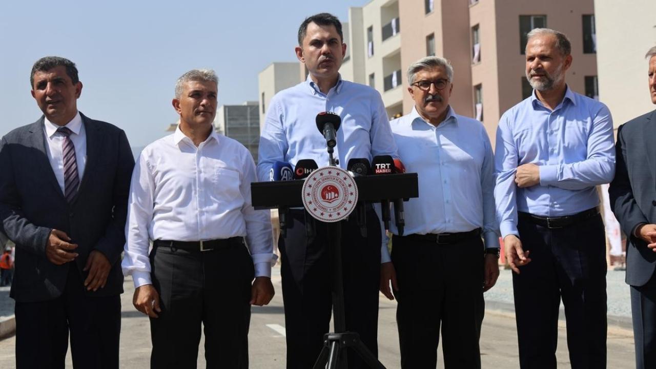 bakan kurum gunde 550 konut yapiyoruz her 3 depremzededen 2si evlerine kavustu 2aW5jNZk.jpg