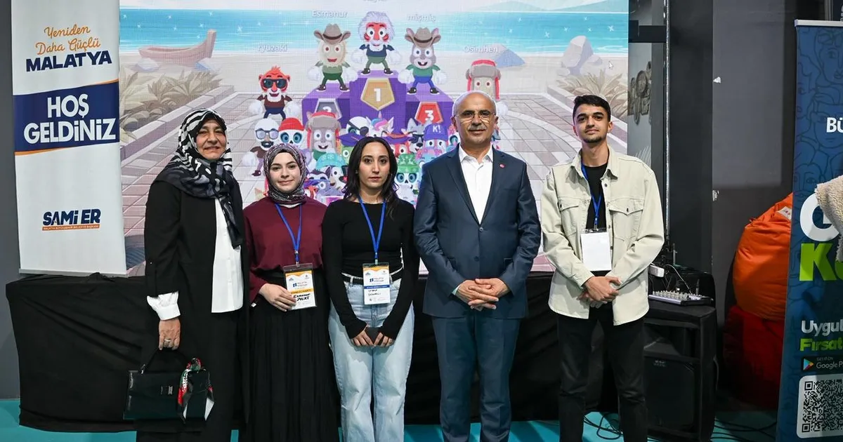 malatyada sair ve yazarlardan fuar ovgusu IJiaL7Uf.webp