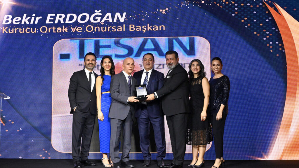 CHP’de Grup Toplantısı Tartışmaları: Kılıçdaroğlu ve Özgür Özel’in Stratejileri Ne Olacak?